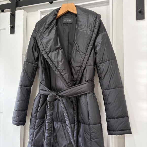ANN TAYLOR Factory Black Belted Puffer Coat Size Medium - Picture 3 of 12